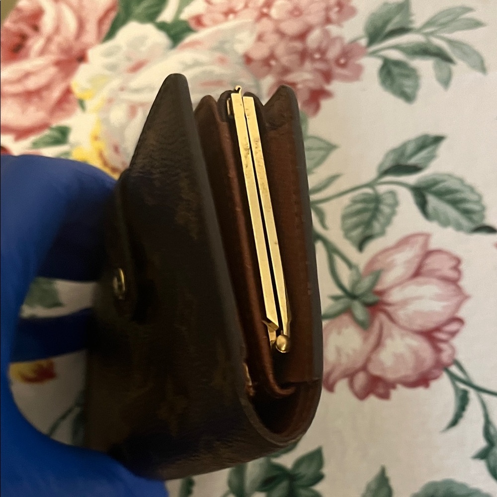 Louis Vuitton Dark Brown Monogram Card Holder - Picture 4 of 7
